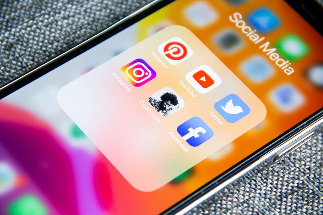 Photo Connected world